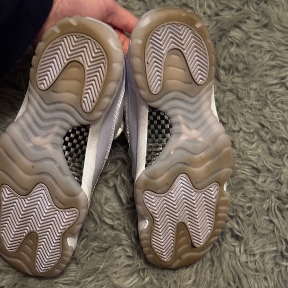Jordan 11s low - Picture 6 of 6